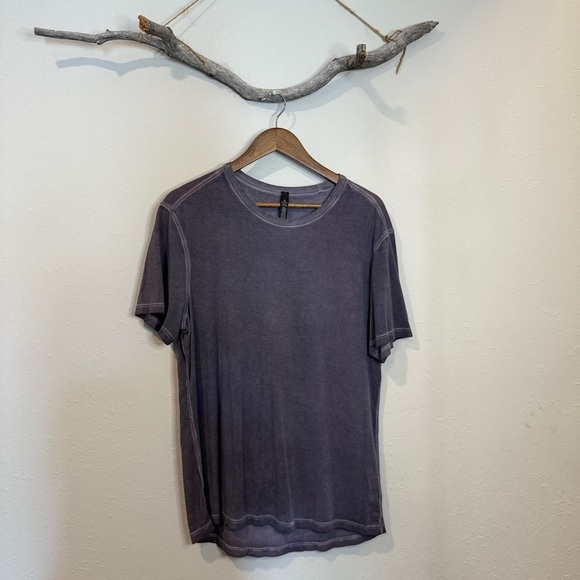 Lululemon 5 Year Basic Tee  in Anchor Sun Wash - Picture 4 of 9